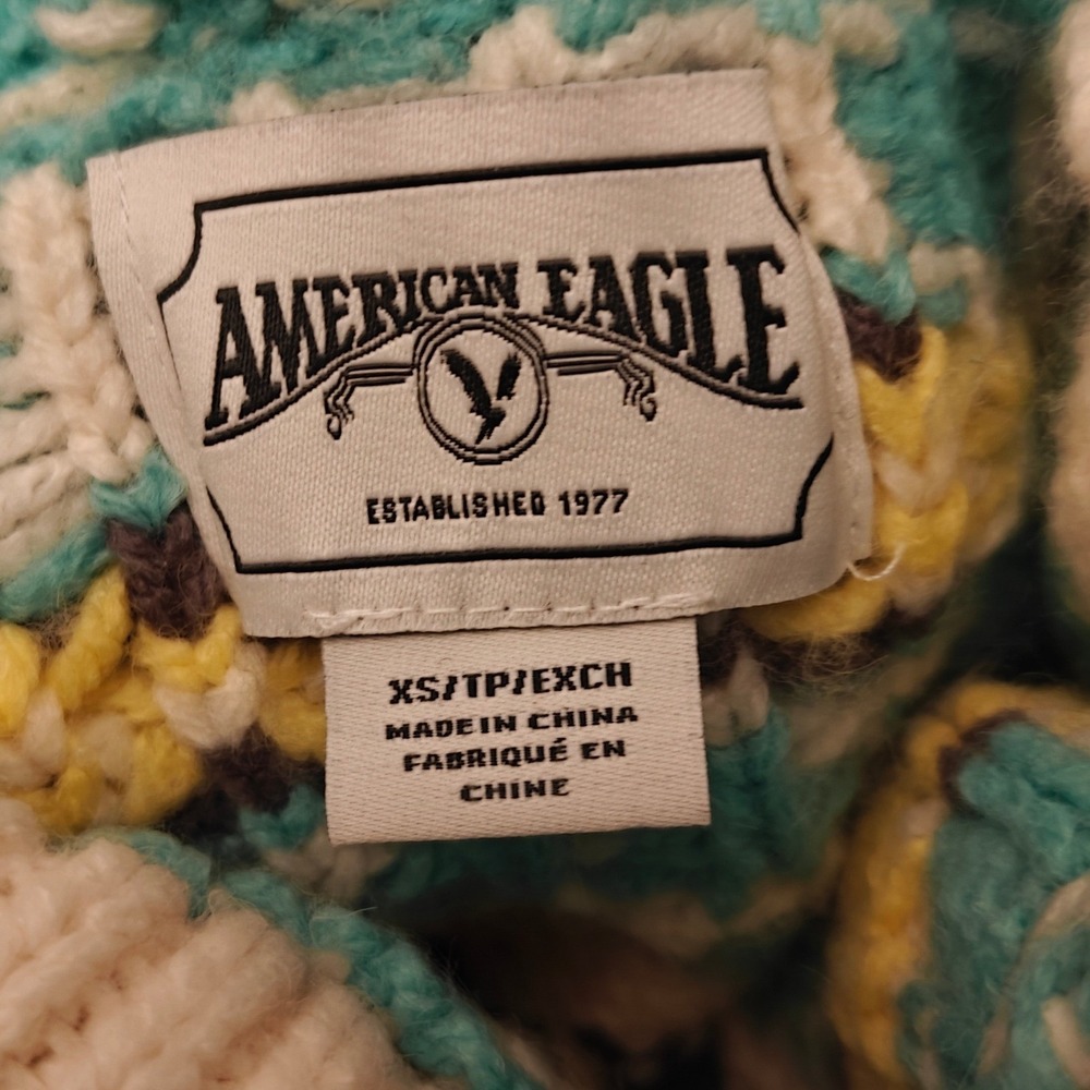 American Eagle Fair Isle Mock Neck Oversized Chunky Knit Sweater Cream Womens XS - Picture 4 of 6